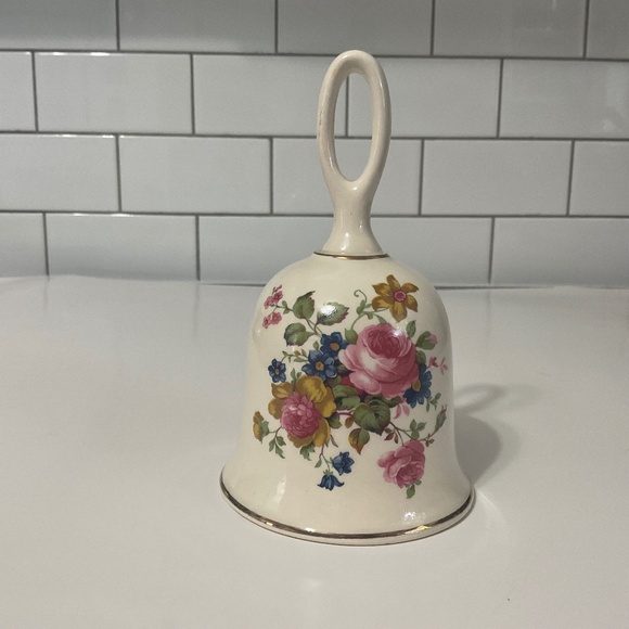 VTG Sadler Porcelain Pink Roses Floral Bell Made in England - Picture 1 of 6